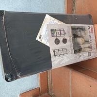 Scaffale in resina nera 4 ripiani