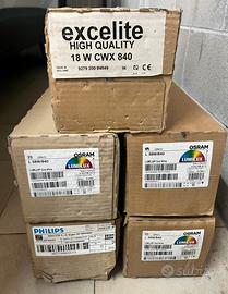 Lampadine al neon da 58 watt e da 18 watt luce 840