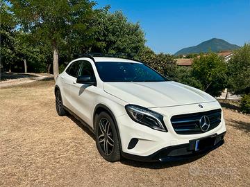Mercedes-Benz GLA 200 d (cdi) Sport auto
