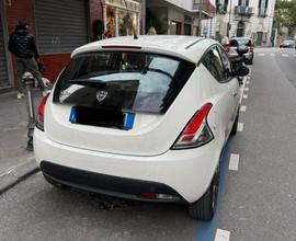 LANCIA Ypsilon - 2012