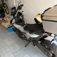 Honda 750 adv