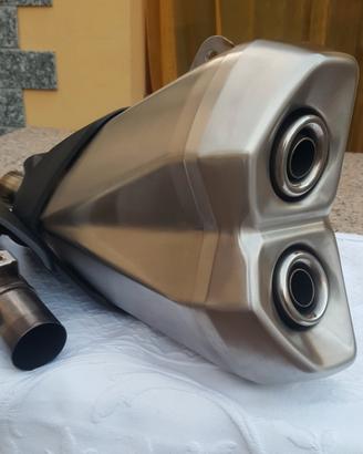 Terminali kawasaki z 1000