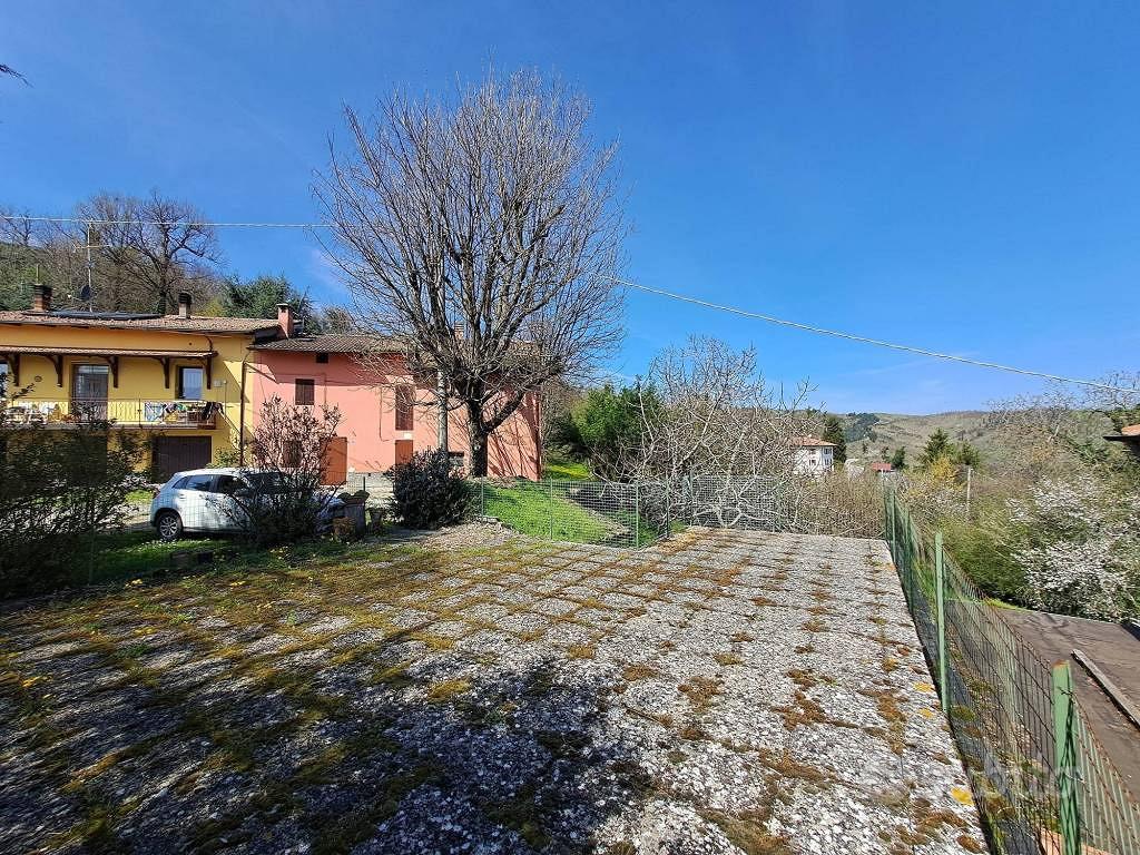Rustico / Casale di 231 m² con più di 5 locali e b - Vista 3