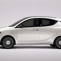 Lancia Ypsilon 1.2 gold ok neo patentati