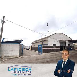 Locale artigianale con area pertinenziale