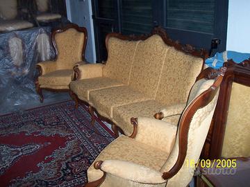 Antiquariato vario in stock