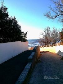 20 m dal mare in parco zona Venere e Barcaccina