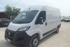Fiat Ducato furgone medio alto