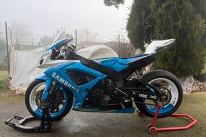 Suzuki gsxr600 k6 pronto pista