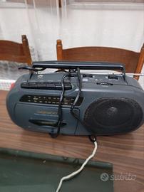 Daewoo ARW-095 Radio Cassette Recorder con Antenna