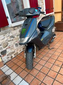 Scooter Aprilia 50 Sr