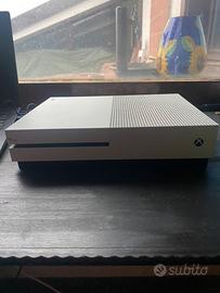 Xbox One S 1 TB+ controller e giochi