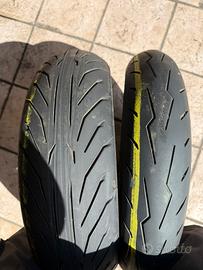 gomme moto