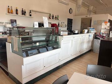 arredamento bar 