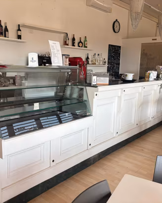 arredamento bar 