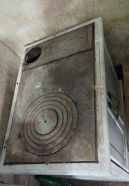 Antico forno a legna