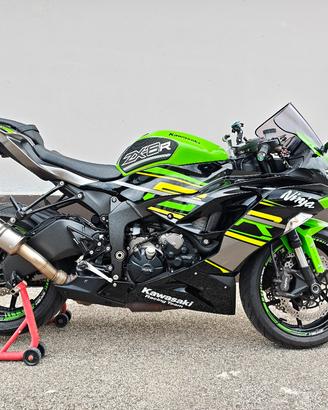 Kawasaki ninja zx6r 2019 krt edition