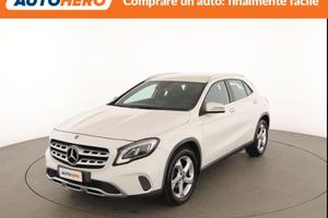 MERCEDES-BENZ GLA 200 NP24186