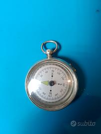 bussola in orologio da tasca