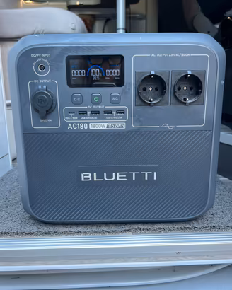 BLUETTI AC180