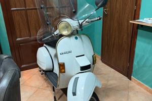 Vespa PX 200 E Arcobaleno 