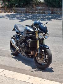triumph speed triple 1050 