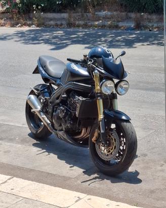 triumph speed triple 1050 