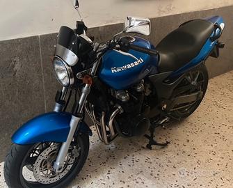 Kawasaki zr7 750cc naked restaurata