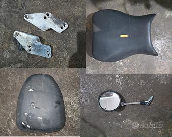 Pezzi di ricambio per Suzuki SV 650 a carburatore