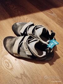 SCARPETTE ARRAMPICATA TAGLIA 42