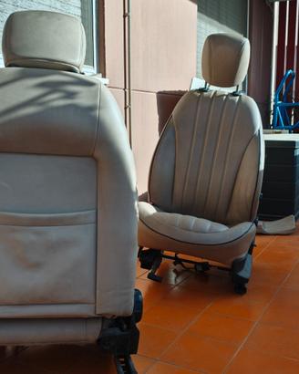 Interni in pelle chiara Lancia Delta III serie