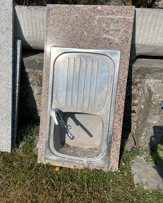 Lavabo inox e top marmo