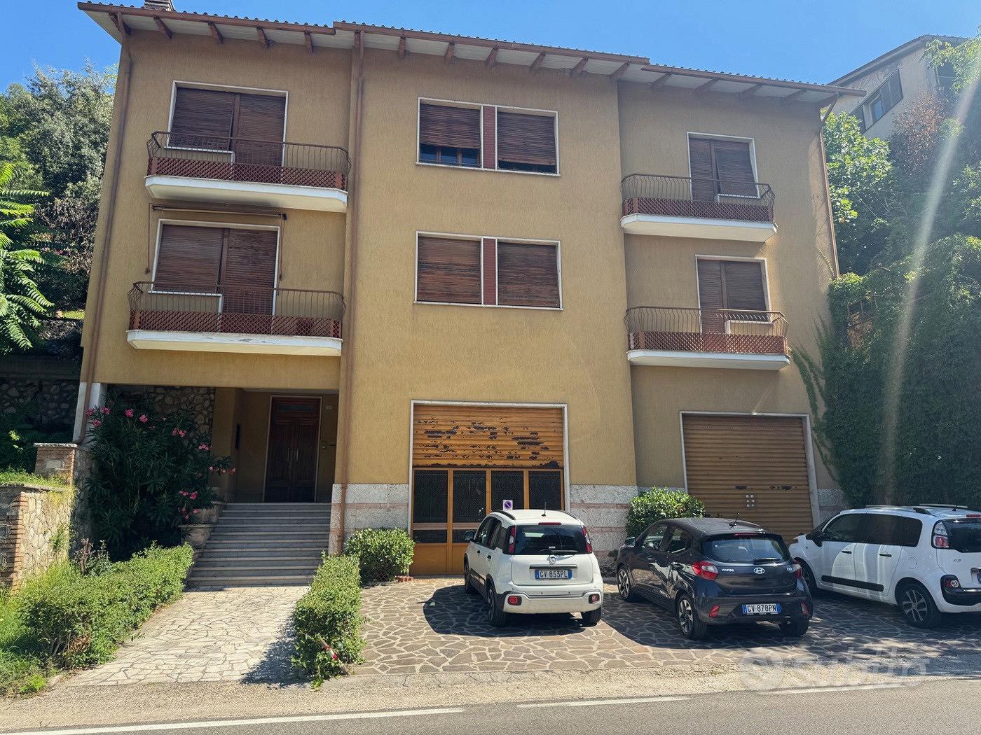Apartment in Narni, Narni Scalo - Vista 2