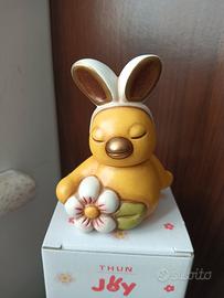 pulcino travestito da coniglio thun