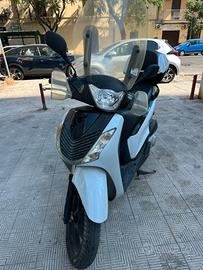 Sh 125