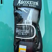 Guantoni box