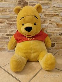 Winnie the Pooh peluche grande.