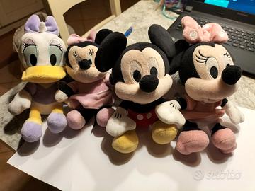 Set Peluche Disney 4 personaggi Topolino 