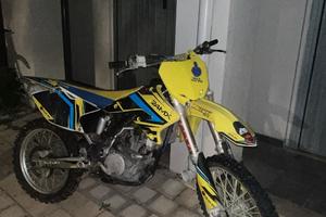 Suzuki RMZ 250