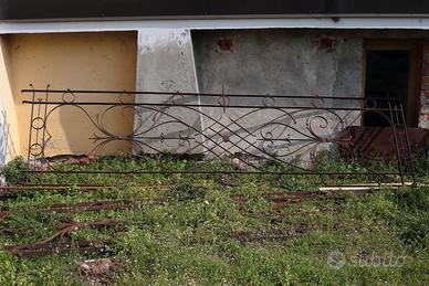 Ringhiere in ferro battuto antiche coppia