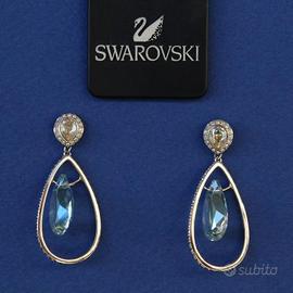 Orecchini pendenti goccia Swarovski