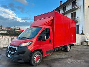 Peugeot Boxer semi nuovo