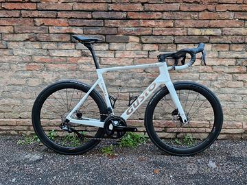 GUSTO COBRA EVO PRO XL ULTEGRA DI2 12V BICI CORSA