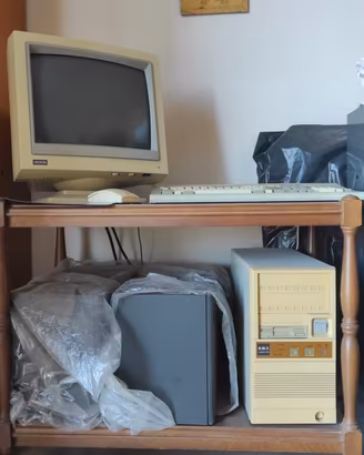 computer vintage retro IBM-compatibile MS DOS