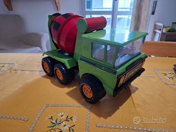 camion in latta rico