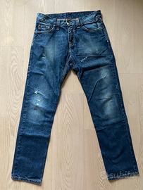 Jeans uomo slim fit Benetton, misura W31.