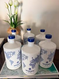 Bottiglie vuote gin