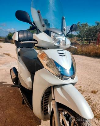 SCOOTER SH HONDA 300