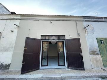 NEGOZIO A CERIGNOLA