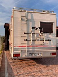 Camper da 5 posti pronto in strada
